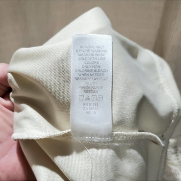 *SOLD* Maurices Ivory Sleeveless Lined Crochet Dress M - Picture 6 of 8